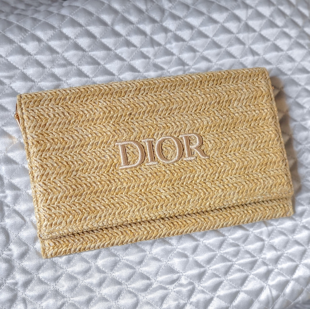 Authentic DIOR Raffia Clutch Handbag • Woven Straw • Chain Strap • Travel Purse - Picture 3 of 8